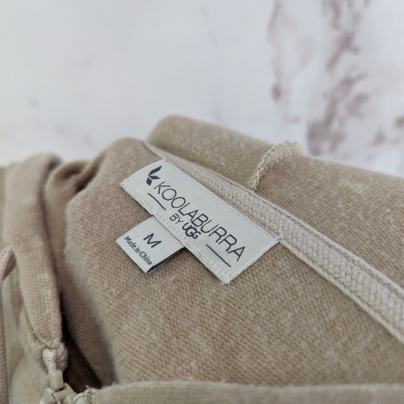 Koolaburra UGG Hoodie Womens Medium Tan Terry Zip Sweatshirt Sweater Pockets - Picture 3 of 13